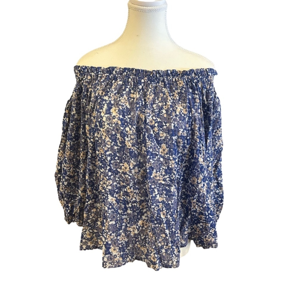 Good Hart by MJ off the Shoulder top BNWOT